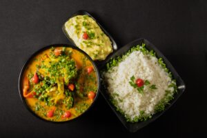 A moqueca acompanhada de purê de batata e arroz é um dos pratos do Festival. (Foto: Divulgação Festival do Peixe)